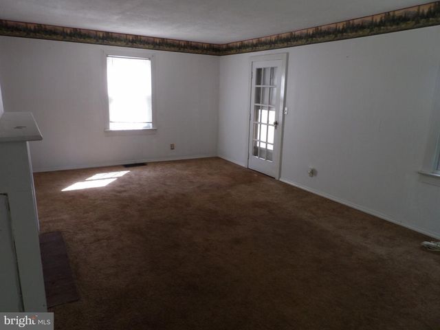 317 MAGNOLIA RD, Pemberton, NJ 08068