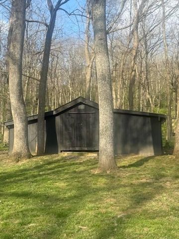 597 Herrington Haven Road, Lancaster, KY 40444