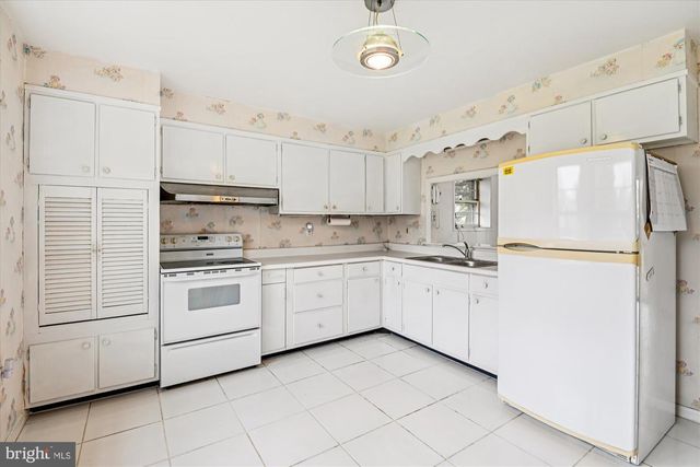 129 PINECREST DR, Annapolis, MD 21403