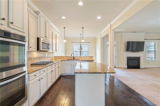6857 Louis Drive, Locust Grove, GA 30248