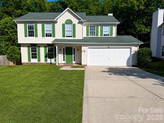 7531 Woodknoll Drive, Charlotte, NC 28217