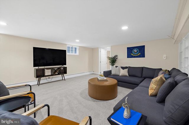 190 DUKE OF GLOUCESTER ST, Annapolis, MD 21401