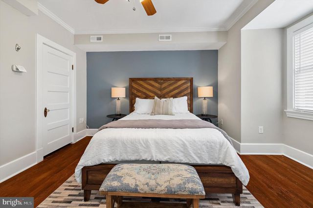 190 DUKE OF GLOUCESTER ST, Annapolis, MD 21401