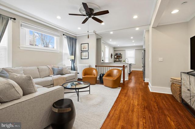 190 DUKE OF GLOUCESTER ST, Annapolis, MD 21401