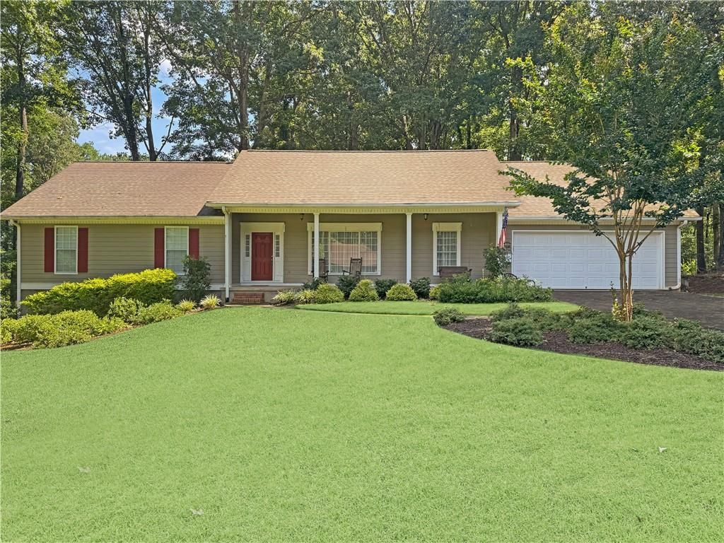 2251 Stag Run Run, Suwanee, GA 30024