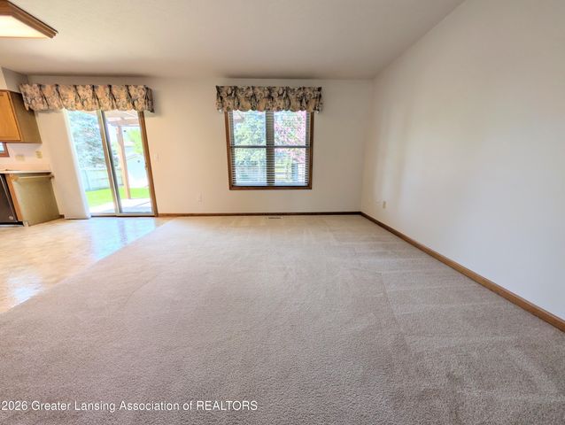 1621 Holbrook Road, Holt, MI 48842