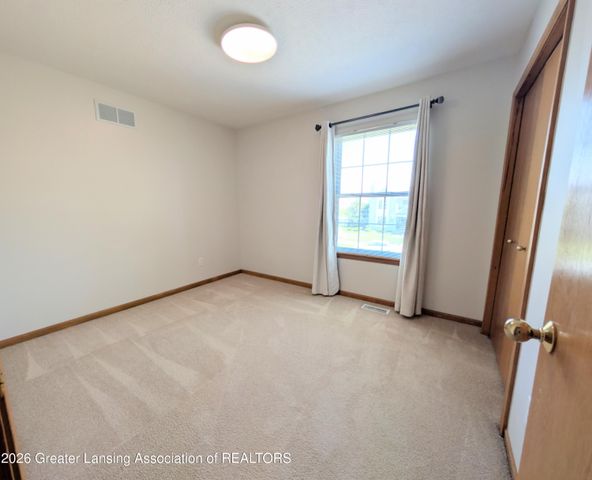 1621 Holbrook Road, Holt, MI 48842