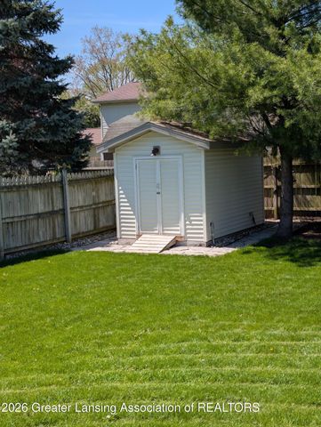 1621 Holbrook Road, Holt, MI 48842
