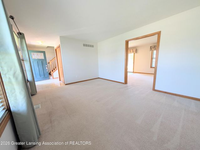 1621 Holbrook Road, Holt, MI 48842