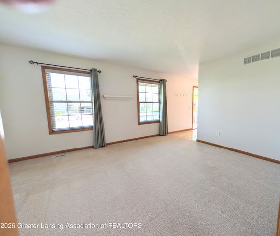 1621 Holbrook Road, Holt, MI 48842