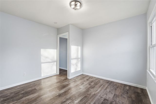 654 S Lucas Street, Iowa City, IA 52240