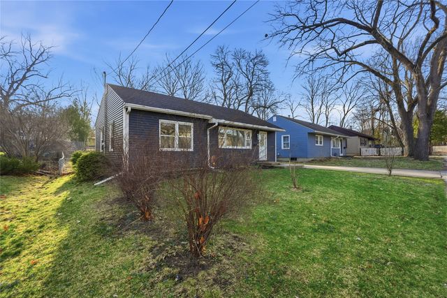 654 S Lucas Street, Iowa City, IA 52240