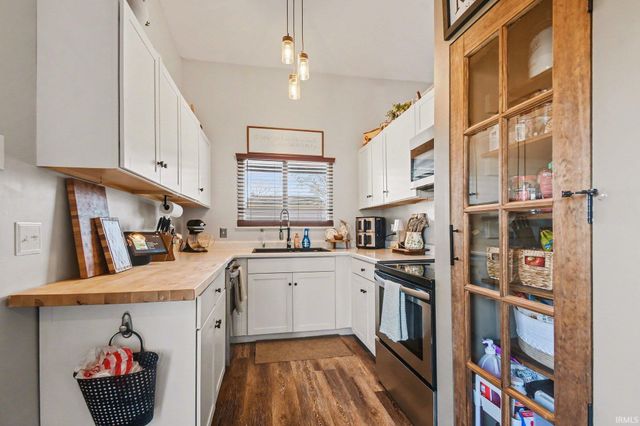 5101 Jenny Lane, Mishawaka, IN 46545