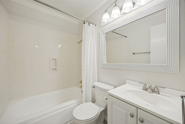 2817 Elk Grove Road, Carrollton, TX 75007