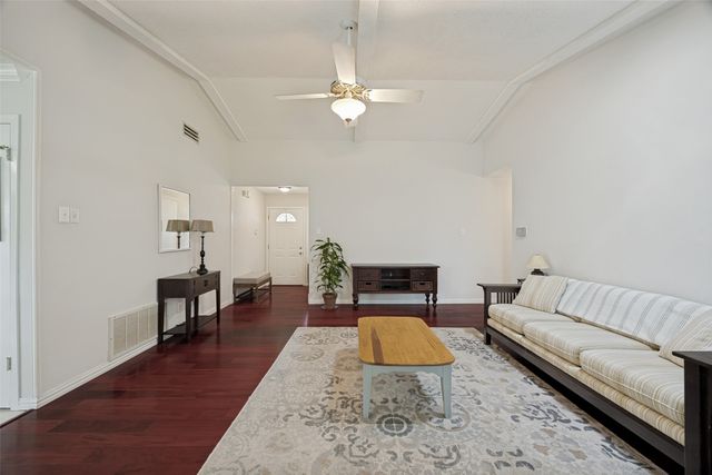 2817 Elk Grove Road, Carrollton, TX 75007