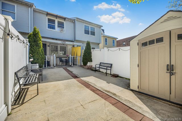 312 S 6th Avenue, Mount Vernon, NY 10550