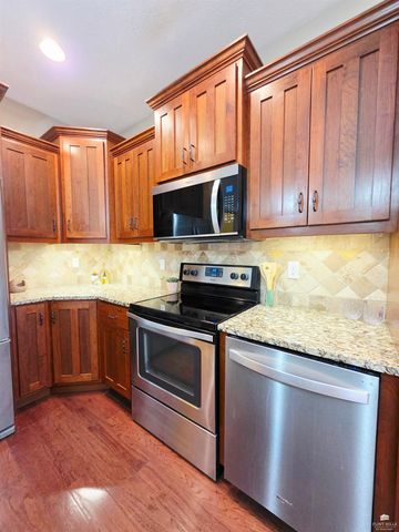 3700 Deakon Drive, Manhattan, KS 66503