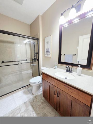 3700 Deakon Drive, Manhattan, KS 66503