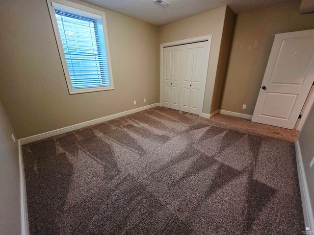 3700 Deakon Drive, Manhattan, KS 66503
