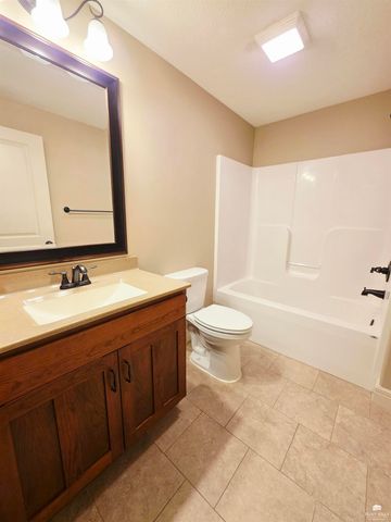 3700 Deakon Drive, Manhattan, KS 66503