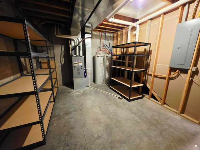 3700 Deakon Drive, Manhattan, KS 66503