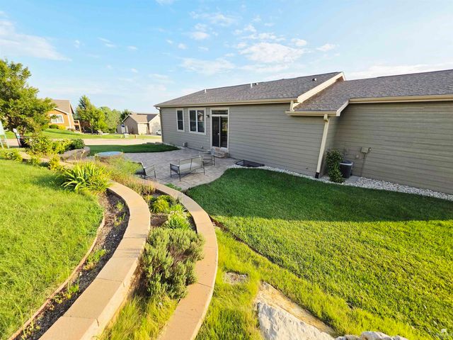 3700 Deakon Drive, Manhattan, KS 66503