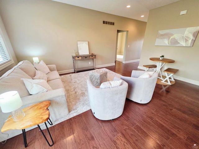 3700 Deakon Drive, Manhattan, KS 66503