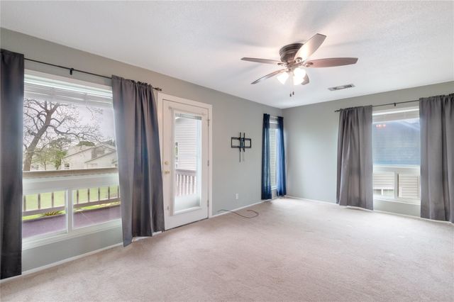 400 Echo Lane 27, Livingston, TX 77351