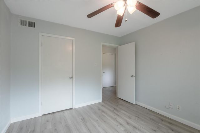 400 Echo Lane 27, Livingston, TX 77351