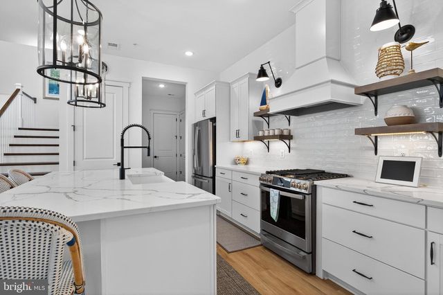 528 WARBLER WAY, Chester, MD 21619