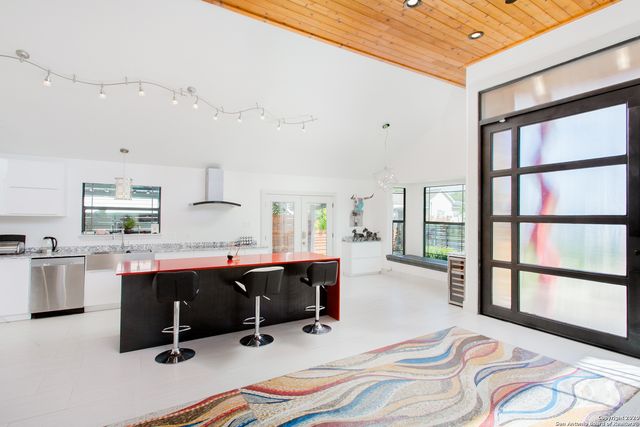 210 FURNISH AVE, San Antonio, TX 78204