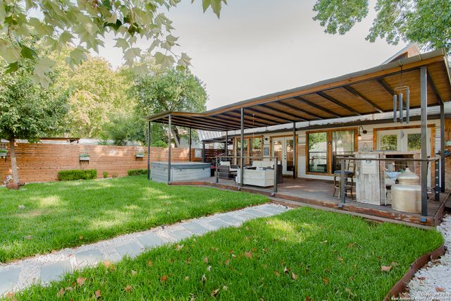 210 FURNISH AVE, San Antonio, TX 78204