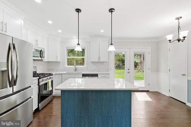 4907 SHIRLEY ST, Alexandria, VA 22309