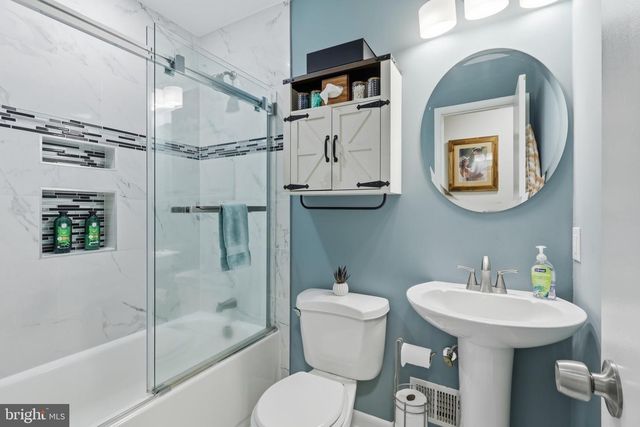 4907 SHIRLEY ST, Alexandria, VA 22309