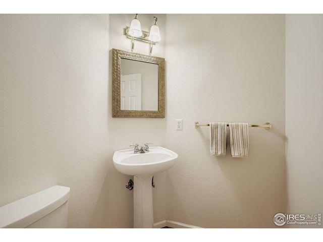 435 Clubhouse Ct, Loveland, CO 80537