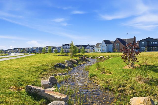 6429 W SOUTH JORDAN PKWY, South Jordan, UT 84009