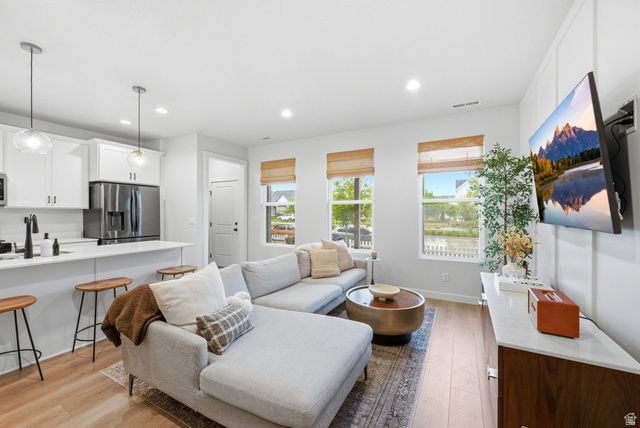 6429 W SOUTH JORDAN PKWY, South Jordan, UT 84009