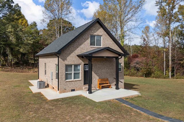 1616 Christopher Road, Campobello, SC 29322