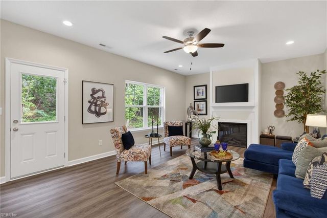 2515 Deal's Creek CT, Chesapeake, VA 23323