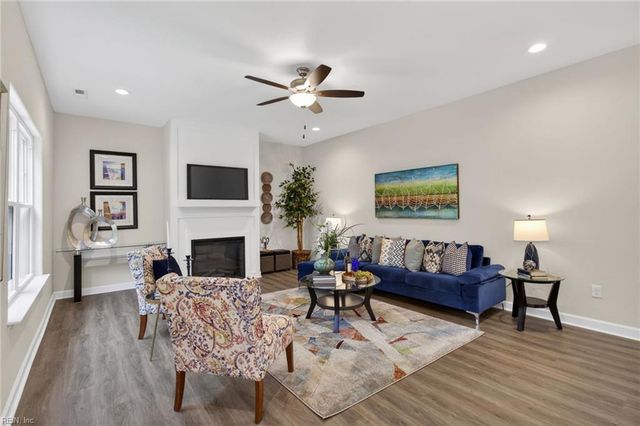 2515 Deal's Creek CT, Chesapeake, VA 23323