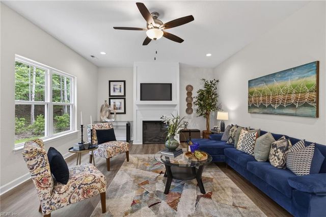 2515 Deal's Creek CT, Chesapeake, VA 23323