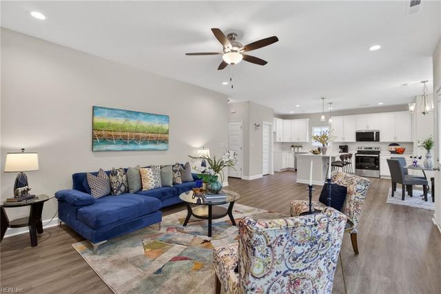 2515 Deal's Creek CT, Chesapeake, VA 23323