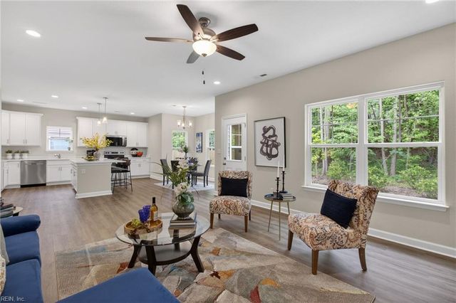 2515 Deal's Creek CT, Chesapeake, VA 23323