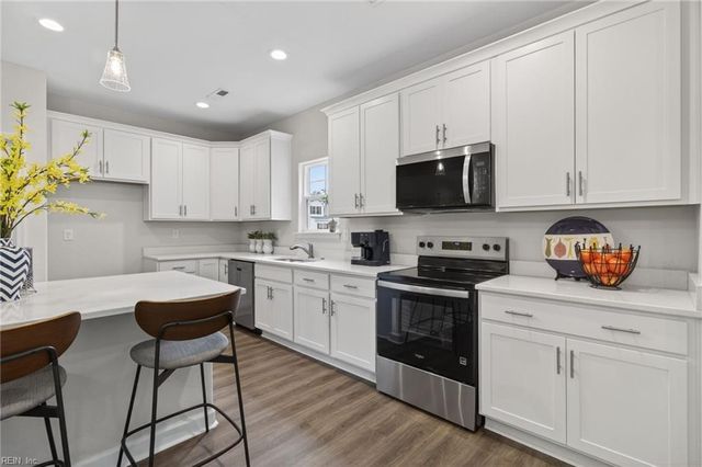 2515 Deal's Creek CT, Chesapeake, VA 23323