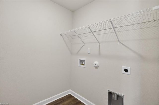 2515 Deal's Creek CT, Chesapeake, VA 23323
