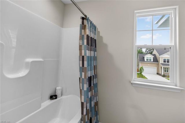2515 Deal's Creek CT, Chesapeake, VA 23323