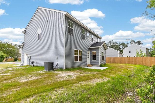 2515 Deal's Creek CT, Chesapeake, VA 23323