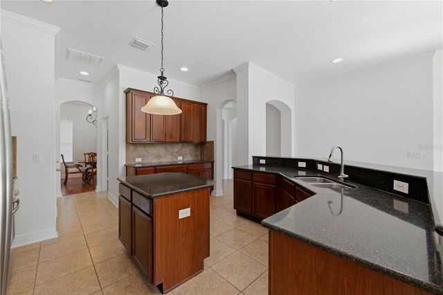 5268 SOUTHERN VALLEY LOOP, Brooksville, FL 34601