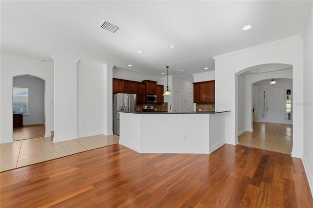 5268 SOUTHERN VALLEY LOOP, Brooksville, FL 34601