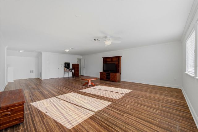 5268 SOUTHERN VALLEY LOOP, Brooksville, FL 34601